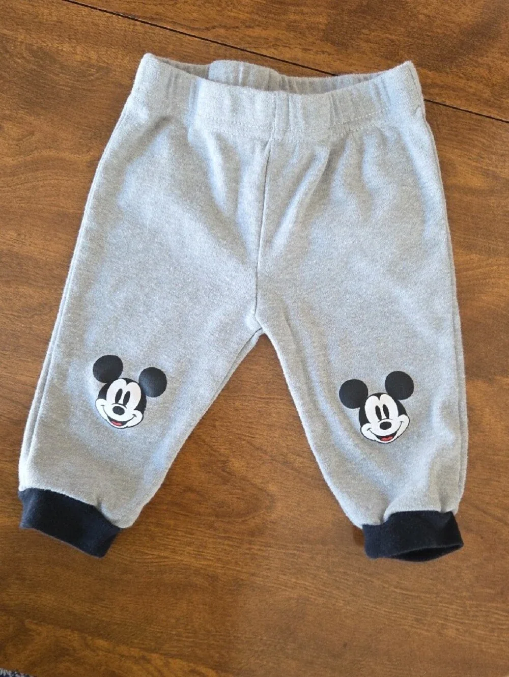 Bundle/6 Pieces Varied Sizes Baby Clothes Carters And Other Brands